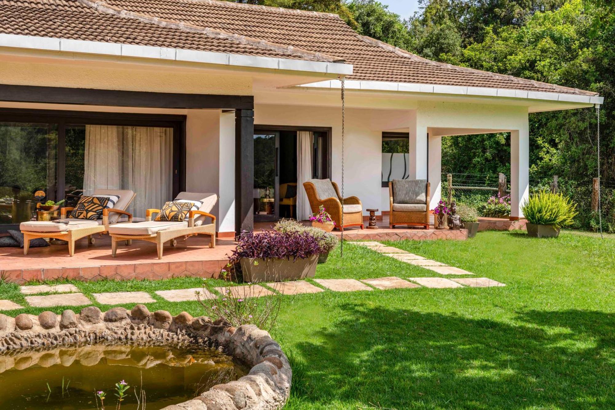 Fairmont Mount Kenya Safari Club Hotel Nanyuki Exterior photo