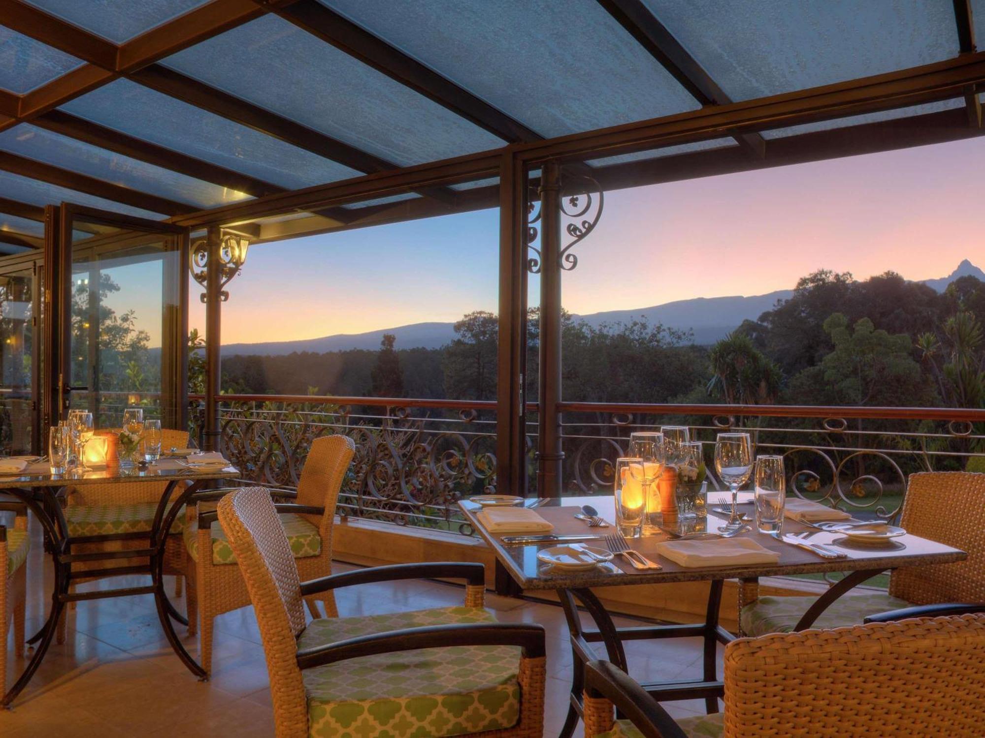 Fairmont Mount Kenya Safari Club Hotel Nanyuki Exterior photo